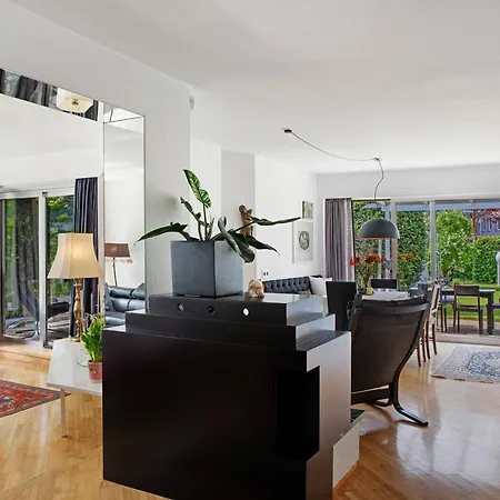 Haus Gutschi Holiday home